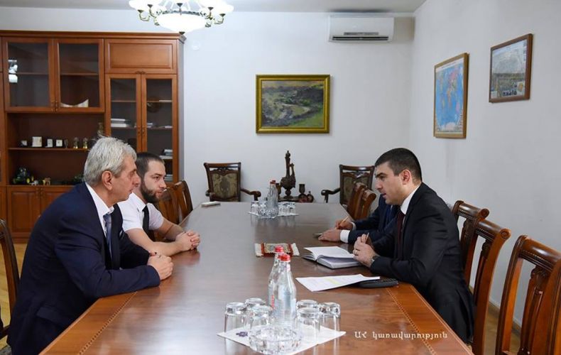 Государственный министр Мартиросян обсудил вопросы сотрудничества с научно-культурным центром 
