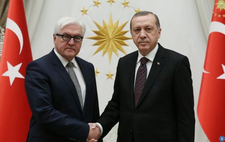 Эрдоган и Штайнмайер провели переговоры
