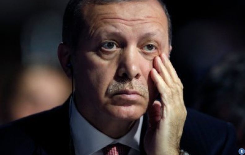 Эрдоган призвал положить конец доминированию доллара
