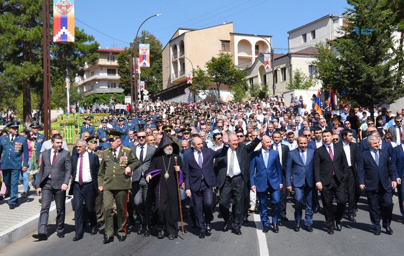 В Степанакерте начались торжества, посвященные 27-летию со дня независимости