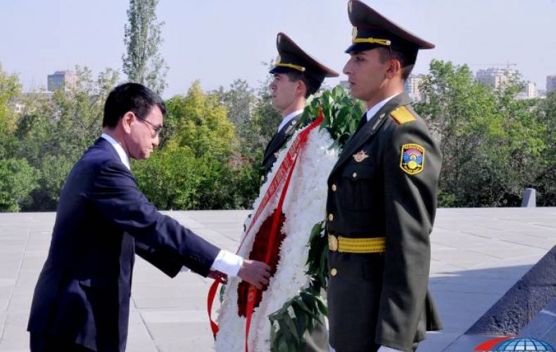 Japan’s foreign minister visits Armenian Genocide Memorial in Yerevan