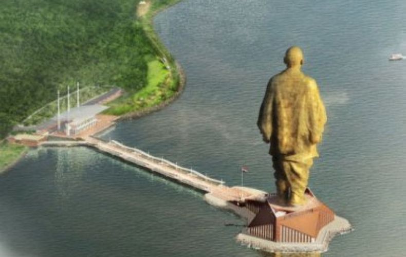 В Индии завершается строительство самой высокой статуи в мире

