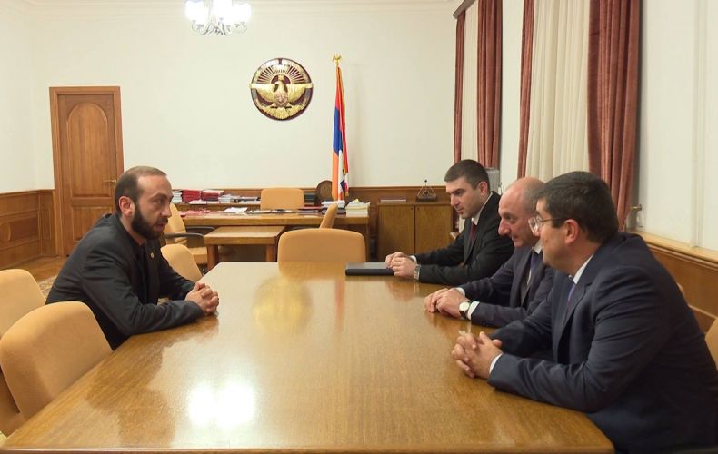 Бако Саакян принял первого вице-премьера Республики Армения Арарата Мирзояна
