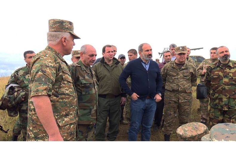 Artsakh President and Prime Minister of Armenia visit northern section of the border