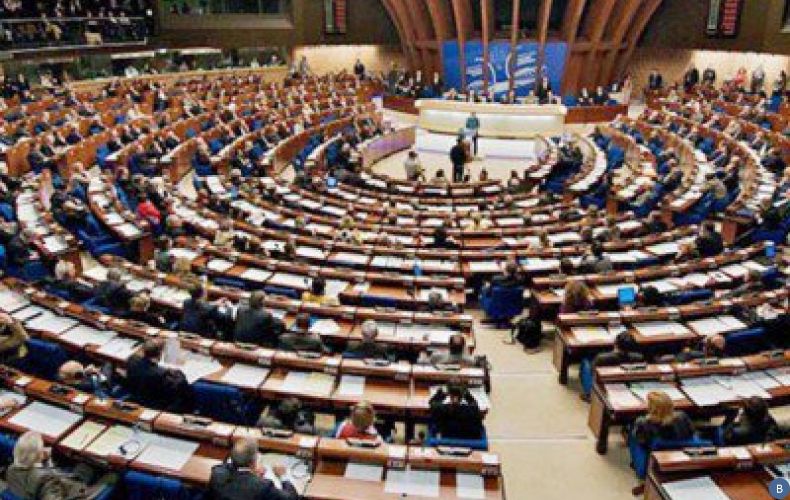 Глава МИД Туниса осадил делегата из Азербайджана
