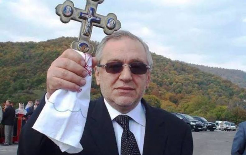 Levon Hayrapetyan phoned me and told about his suspicions of being poisoned. Archbishop Pargev Martirosyan