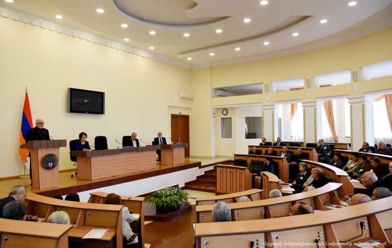 Бако Саакян принял участие в первом общем собрании общественной организации «Ассоциация парламентариев Арцаха»
