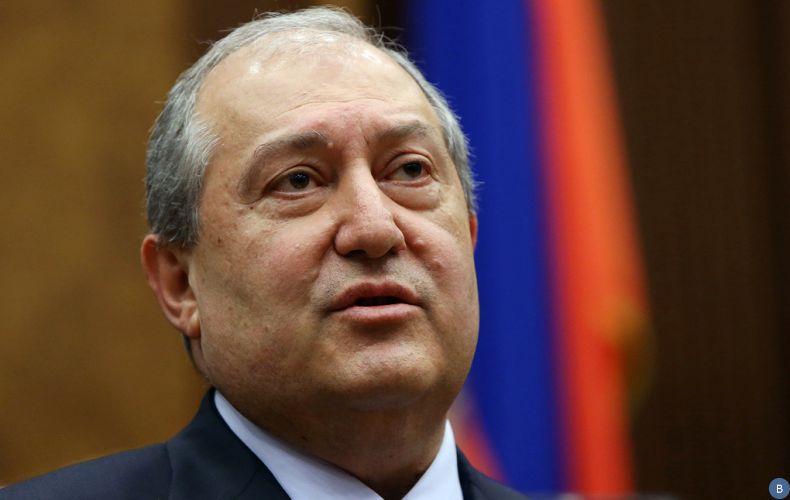 Президент Армении примет участие в Мюнхенской конференции в Минске
