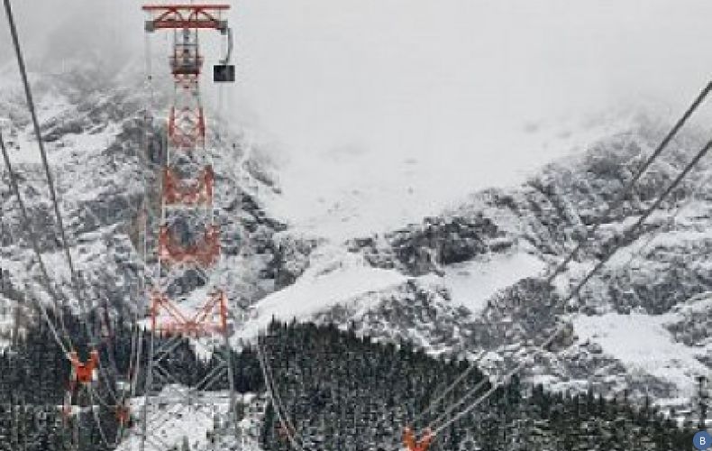 Почти 200 туристов заблокированы в итальянских Альпах из-за снега
