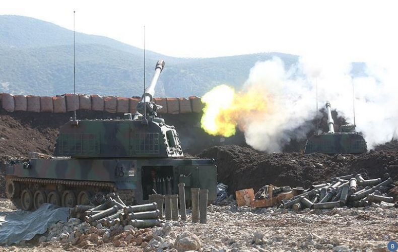 Турецкая армия обстреляла север Сирии
