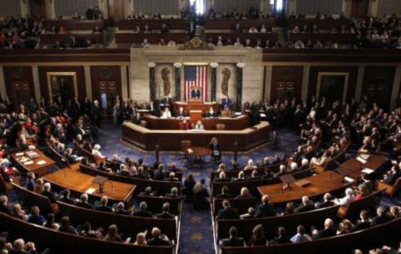 WSJ: US awaits split Congress after midterms