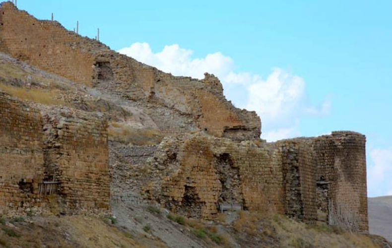 Թուրք հնագետները Բաբերդում հայկական եկեղեցի են հայտնաբերել