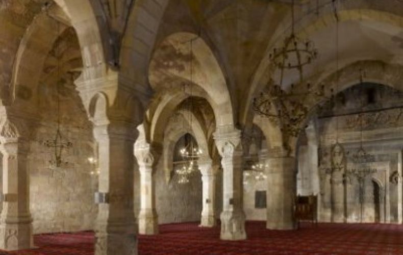 Եկեղեցու հիմքով մզկիթ Ադանայում․ 500 տարի անց հայկական հետքեր են բացահայտվում
