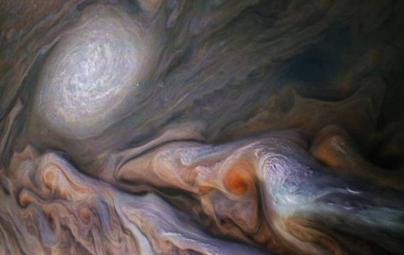 NASA-ն ցուցադրել է Յուպիտերի «ոլորուն» ամպերը