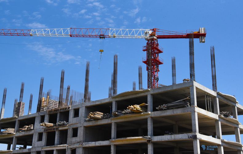 На строительные работы в Степанакерте выделено более полумиллиона долларов