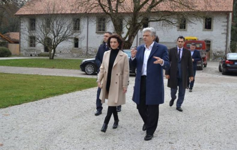 Acting PM’s spouse meets Swiss-Armenian philanthropists and businessmen in Geneva