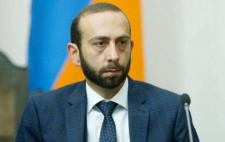 Арцахцы сами решат свою судьбу: Арарат Мирзоян ответил на заявление Мамедъярова

