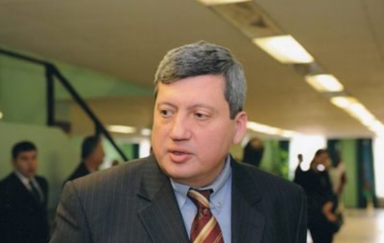 Ex Azerbaijani minister drops hints of 'deteriorating Armenian-Russian relations