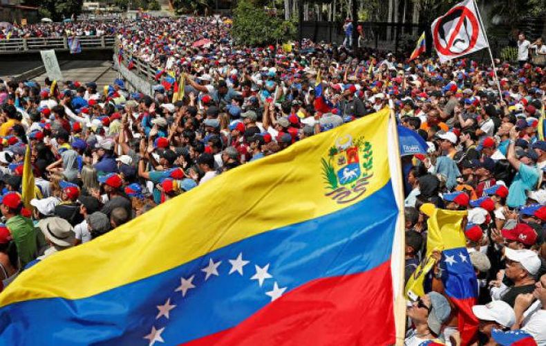 Վենեսուելայի պաշտպանության նախարարը հայտարարել է երկրում պետական հեղաշրջման մասին