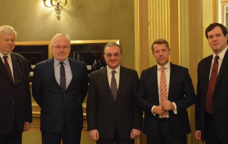 Armenian FM meets with OSCE Minsk Group Co-Chairs in France