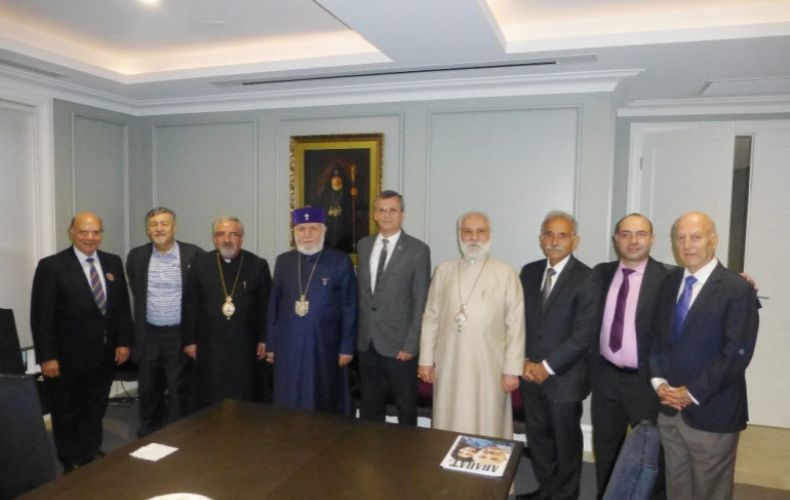 Գարեգին Բ կաթողիկոսը Սիդնեյում ընդունել է տեղի հայկական կազմակերպությունների ներկայացուցիչներին
