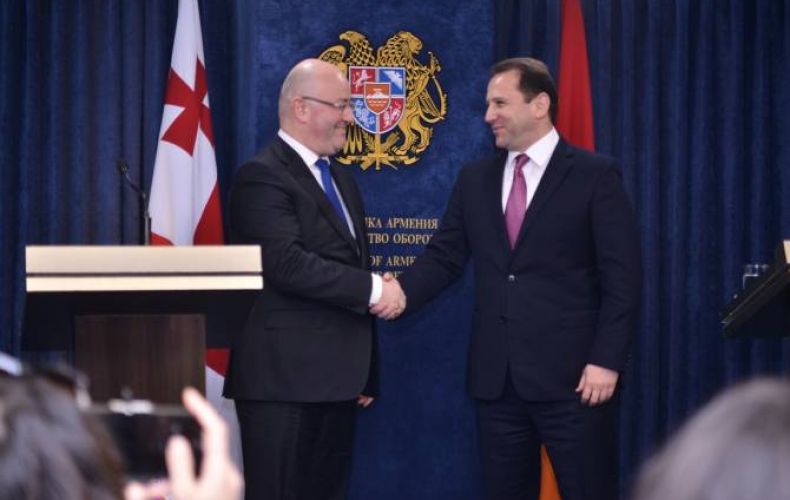 Armenia, Georgia defense ministers sign 2019 cooperation program