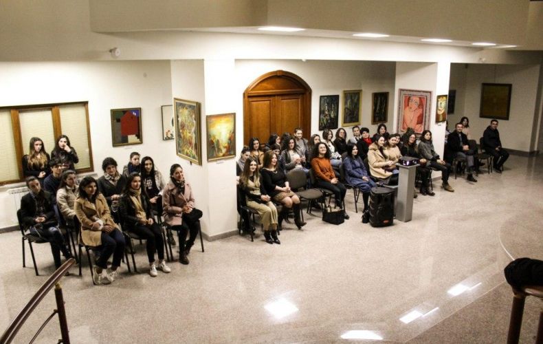 Շուշիի  կերպարվեստի  թանգարանում   կազմակերպվել  է  «Ռեմբրանդտի գույների աշխարհում» խորագրով  դասախոսություն