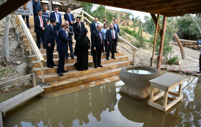 ՀՀ նախագահ Սարգսյանն այցելել է Հորդանան գետի ափին գտնվող Հիսուս Քրիստոսի մկրտության վայր
