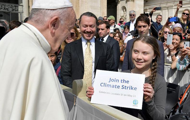 Pope encourages Swedish campaigner Greta on environment