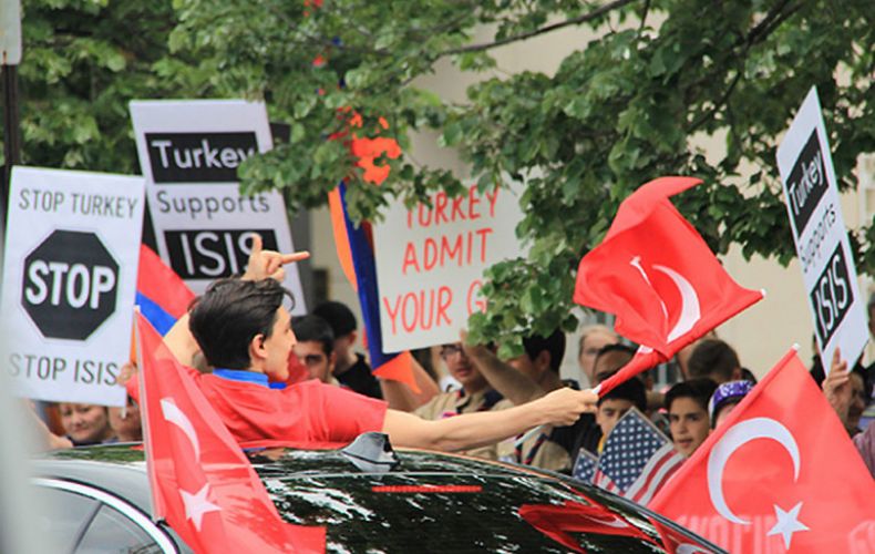 ԱՄՆ իշխանությունները թուրքական կազմակերպությանը թույլ են տվել Վաշինգտոնում ապրիլքսանչորսյան ցույցի հարևանությամբ հավաք անցկացնել