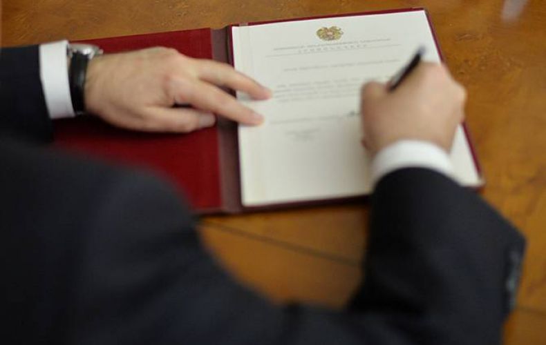 ՀՀ նախագահ Արմեն Սարգսյանը ստորագրել է Ազգային ժողովի ընդունած մի շարք օրենքներ

