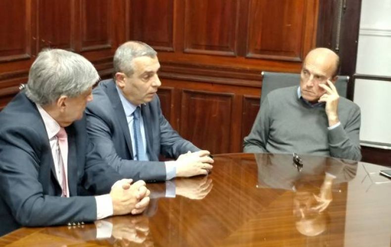 Artsakh delegation continues political meetings in Uruguay