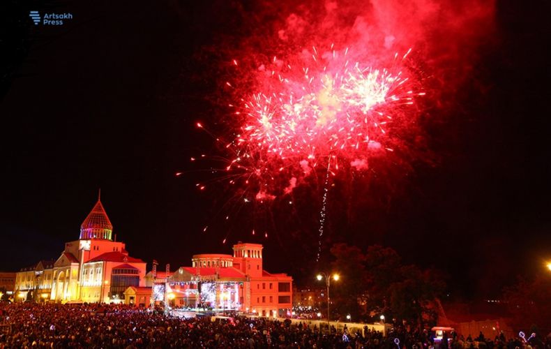 Festive concert followed by fireworks in Stepanakert (photos)