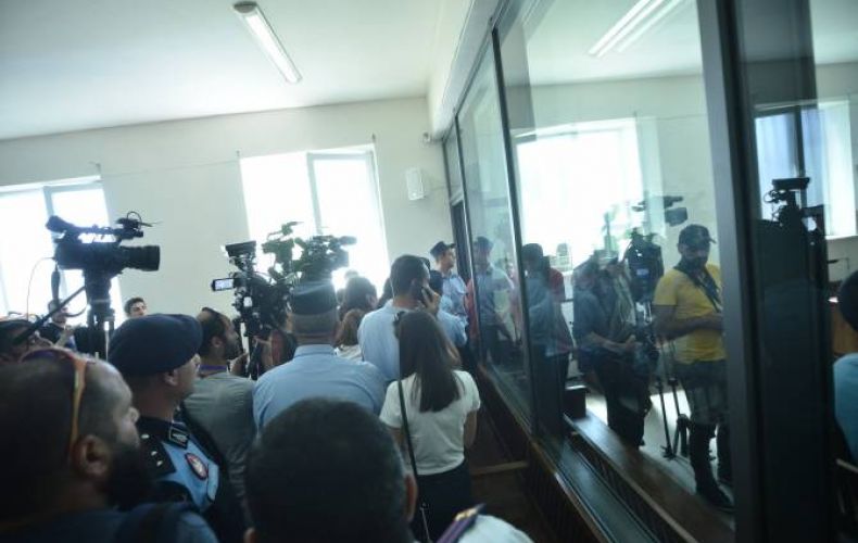 Լրագրողները բոյկոտեցին Ռոբերտ Քոչարյանի գործով դատական նիստը և ստացան իրենց համար ցանկալի արդյունք