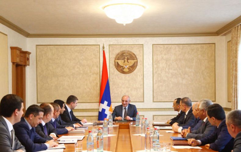 Bako Sahakyan holds working consultation