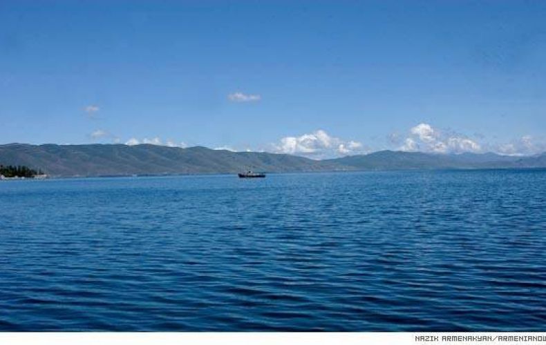 Озеро Севан попало в топ-5 лучших курортов СНГ для летнего отдыха
