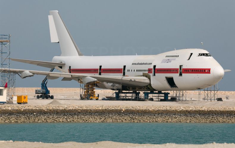 Հրապարակվել է Boeing 747-ի՝ ջրի մակերեսով քարշակման տեսանյութը
