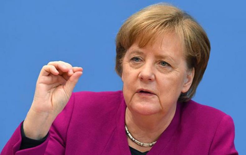 Меркель обеспокоена ситуацией на Ближнем Востоке

 

