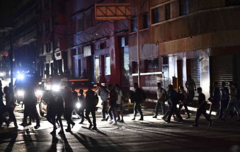 Վենեսուելան կրկին հայտնվել է մթության մեջ. Մադուրոն զանգվածային անջատումները «հանցավոր հարձակում» է որակել
