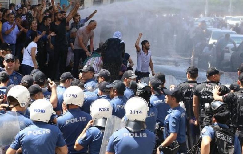 Թուրքիայի մի շարք քաղաքներում հակակառավարական ցույցեր են
