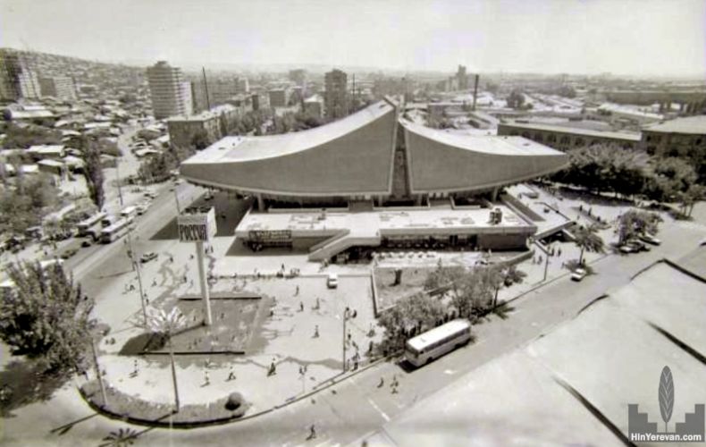 «Ռոսիա» կինոթատրոնի շենքը ներառվել է խորհրդային շրջանի լավագույն շինությունների ցանկում
