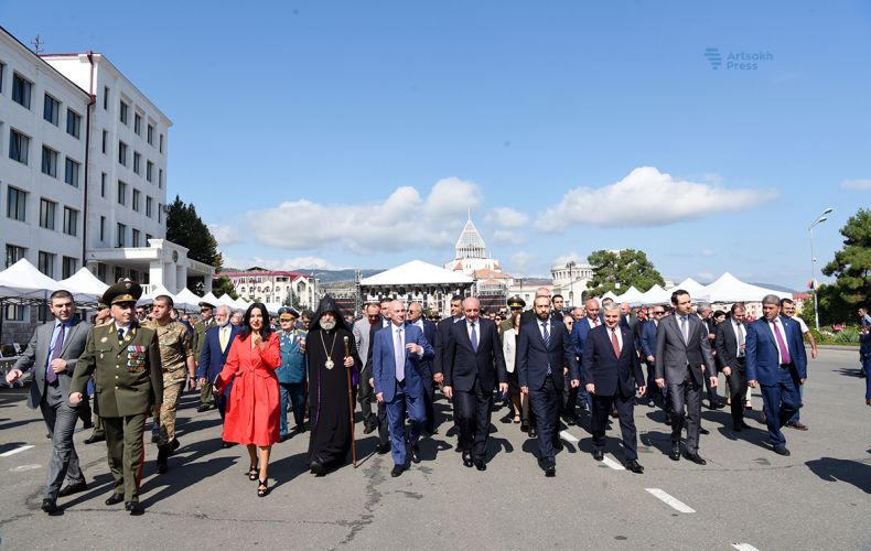 Festive events dedicated to the 28th anniversary of the Artsakh Republic Proclamation began in Stepanakert (Photos)