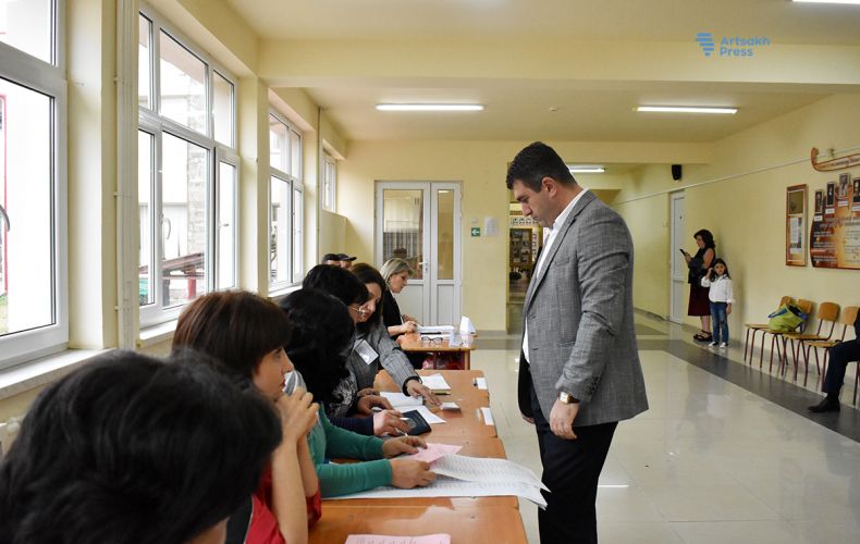 I hope the elections will be held on a democratic basis. Arayik Avanesyan