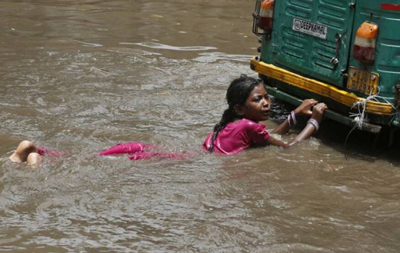 СМИ: более 200 человек погибли в центральной Индии из-за муссонных ливней