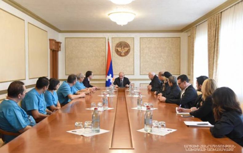 Bako Sahakyan received a group of physicians from the 