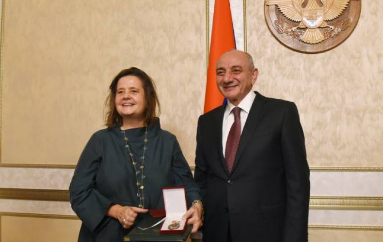 President of Artsakh awards Medal of Gratitude to ex-head of Brussels Francophone Parliament