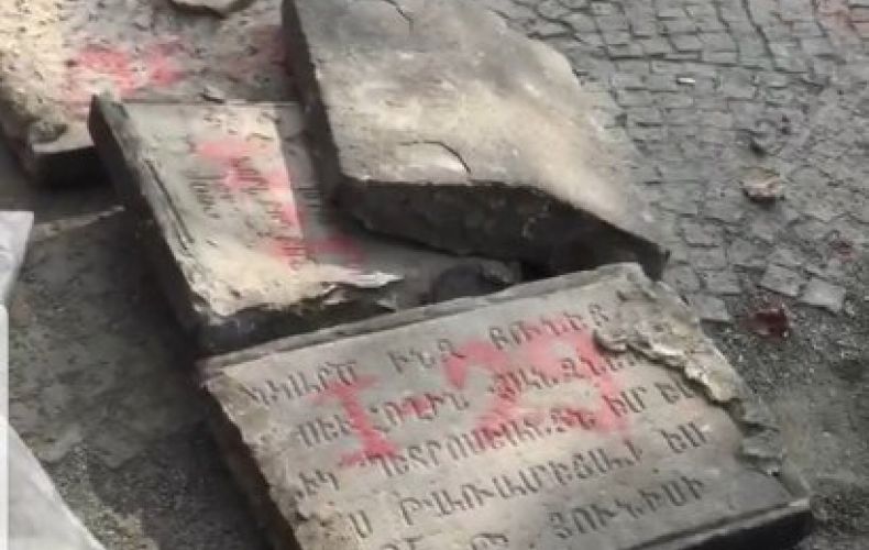 Թբիլիսիի Չոր կամրջի մոտ հայտնաբերվել են հայերեն և վրացերեն գրություններով շիրմաքարեր (ֆոտո)
