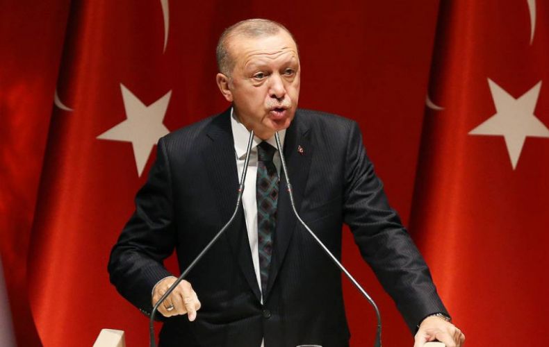 Эрдоган заявил, что Турция не обеспокоена угрозами санкций и продолжит операцию в Сирии

