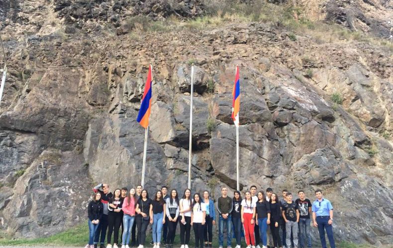 Քաշաթաղի  շրջանից  30  աշակերտ    ճանաչողական  այցով  մեկնել  է   Մայր  Հայաստան