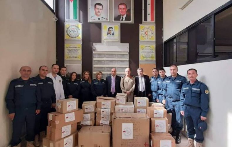 Группа гуманитарной миссии Армении передала военному госпиталю Алеппо медицинские принадлежности



